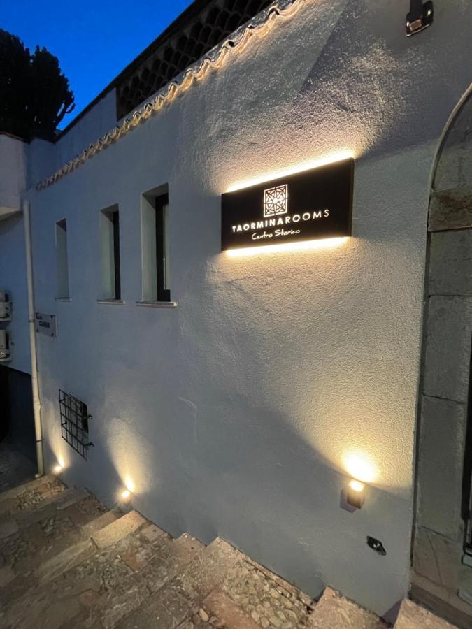 Taormina Rooms Centro Storico ภายนอก รูปภาพ