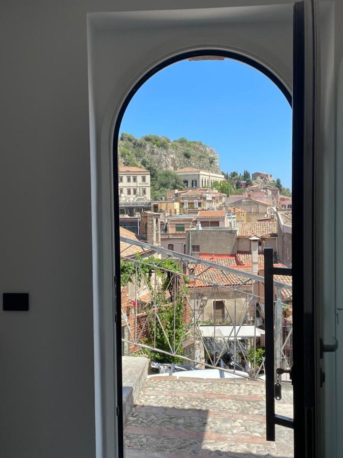 Taormina Rooms Centro Storico ภายนอก รูปภาพ