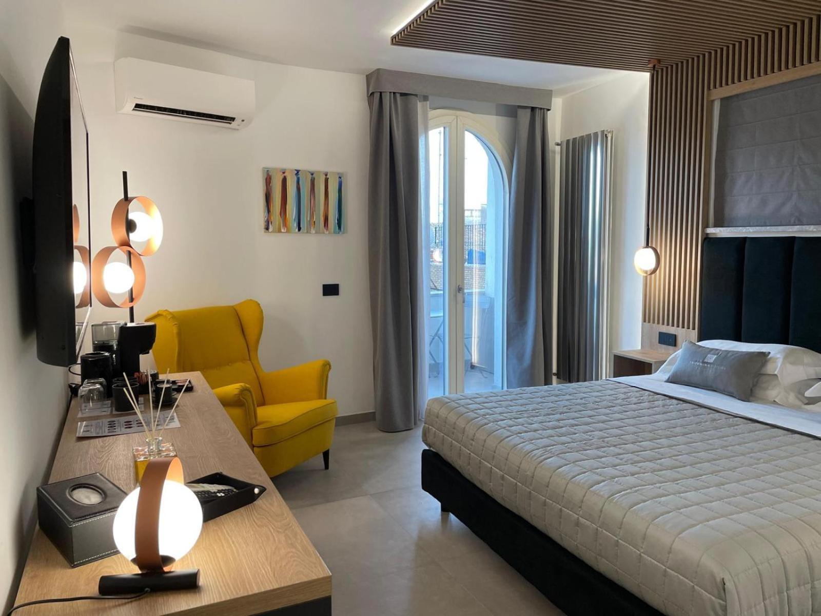 Taormina Rooms Centro Storico ภายนอก รูปภาพ