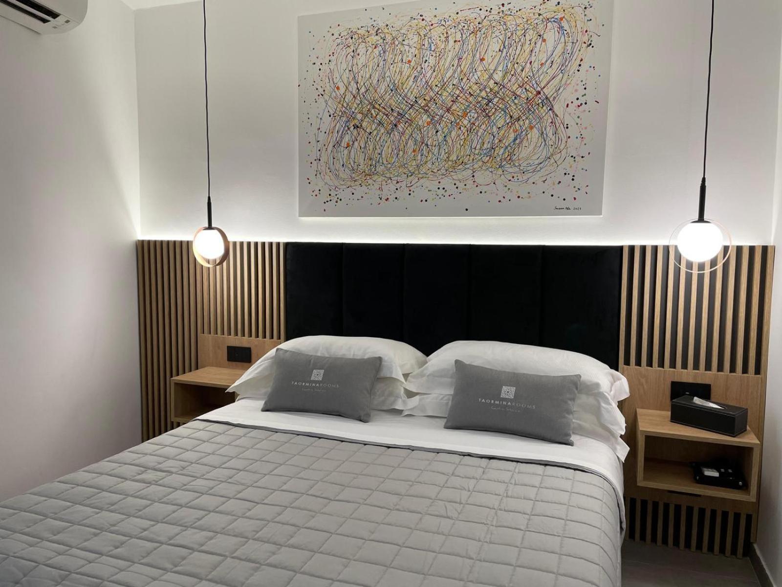 Taormina Rooms Centro Storico ภายนอก รูปภาพ