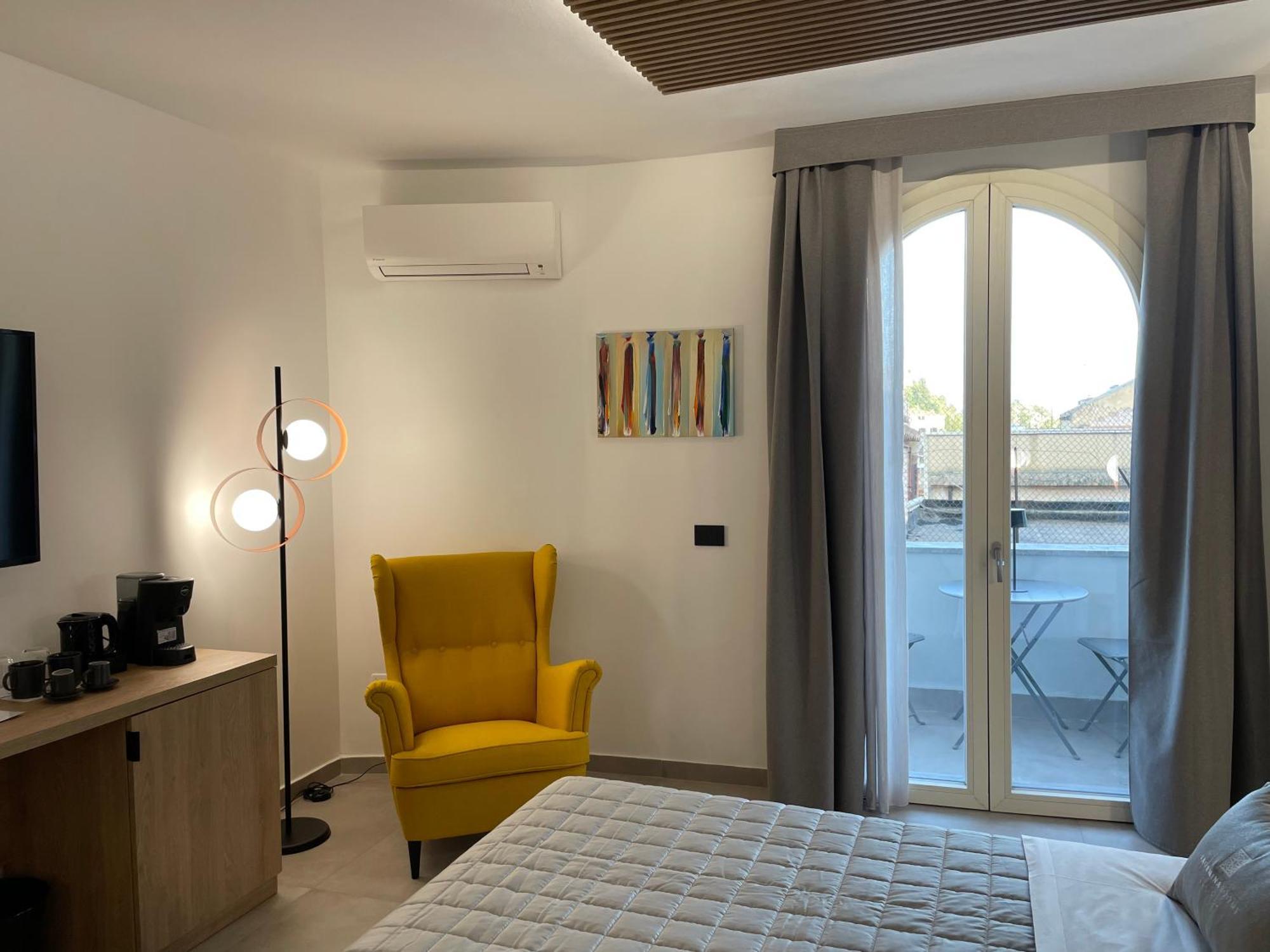 Taormina Rooms Centro Storico ภายนอก รูปภาพ