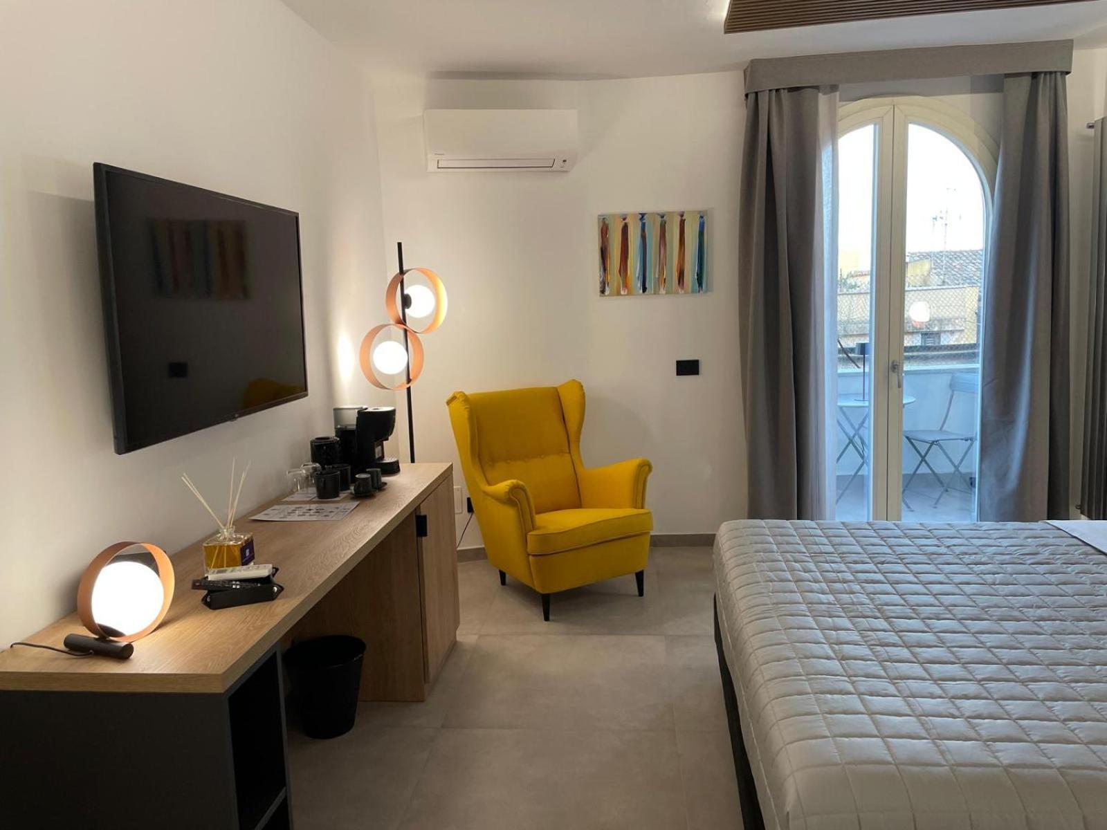 Taormina Rooms Centro Storico ภายนอก รูปภาพ